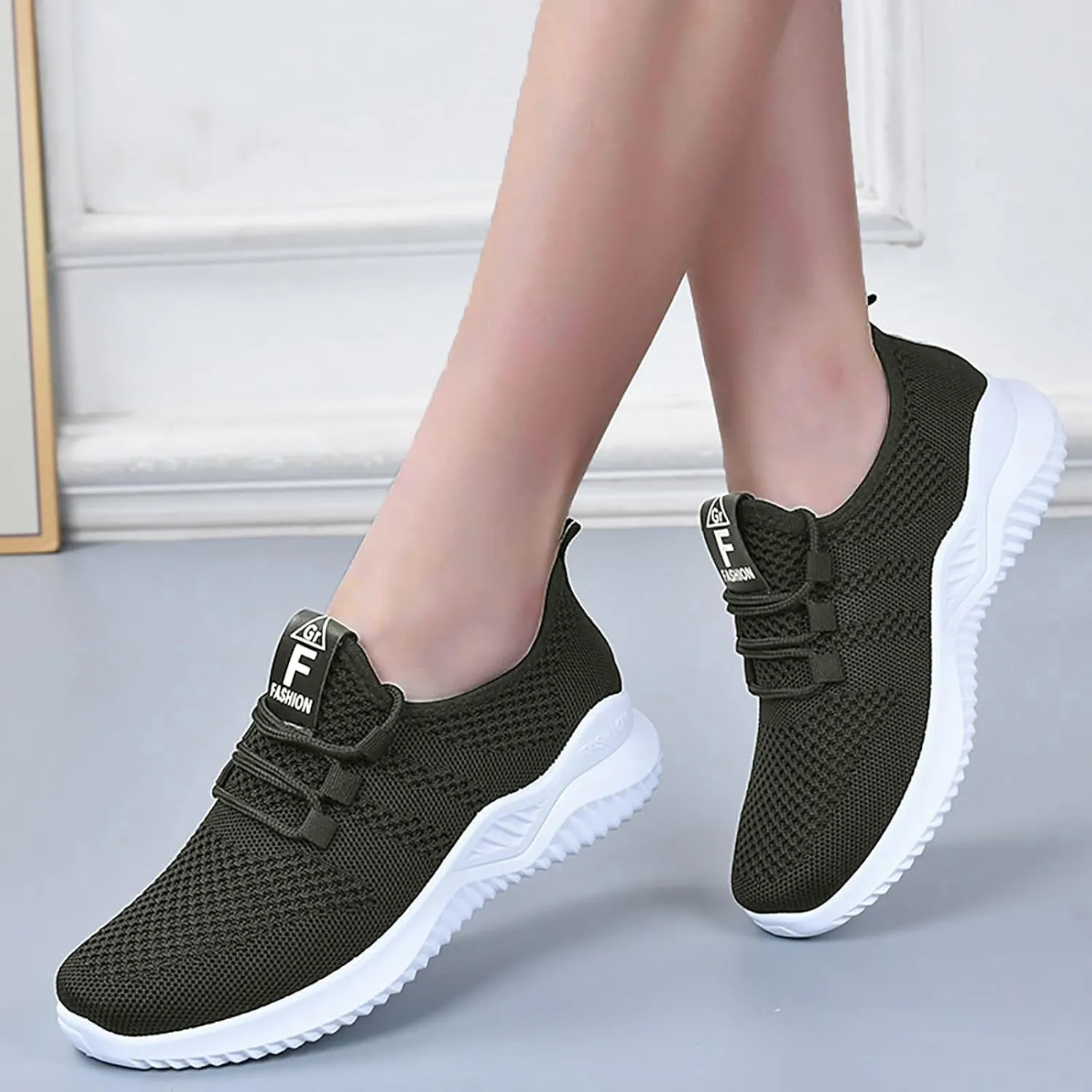 Casual Sneakers for Women Lightweight Breathable Non Slip Mesh Hollow Out Walking Shoes Work Shopping Travel Canvas Shoes Comfortable Sports Workout Gym Sneakers for Running