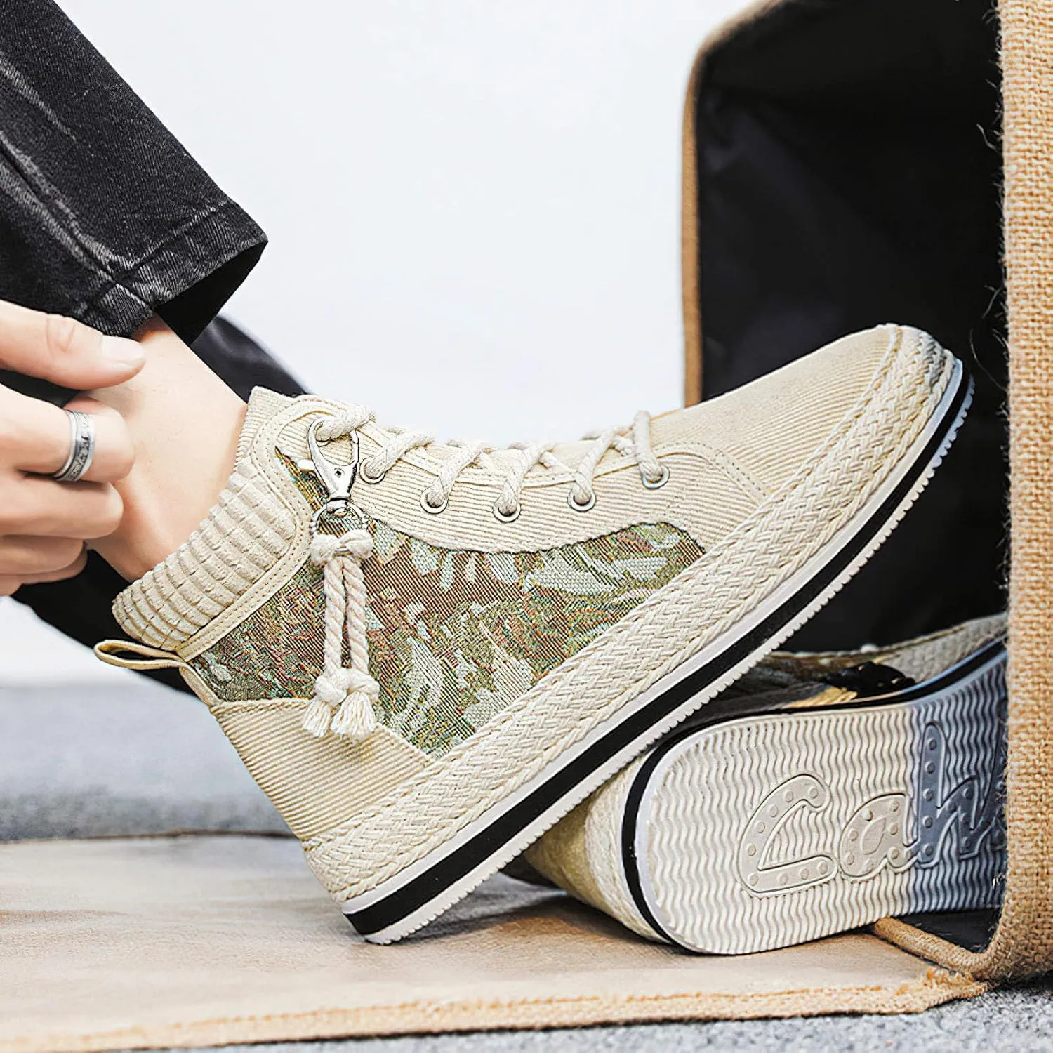 Exusiai Men High-Top Distressed Denim Skate Shoes Breathable Cloth Non-Slip Outdoor Casual Shoes Good Grip, Lace-Up Closure, Round Toe