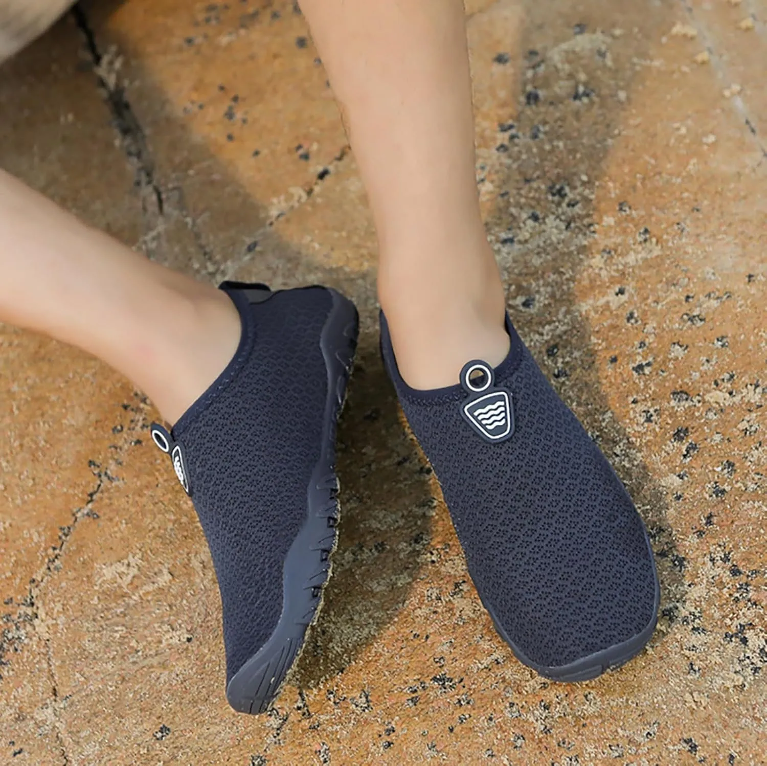 Mens Water Shoes Wide Width Non Slip Athletic Footwear Wide Toe Water Shoes Barefoot
