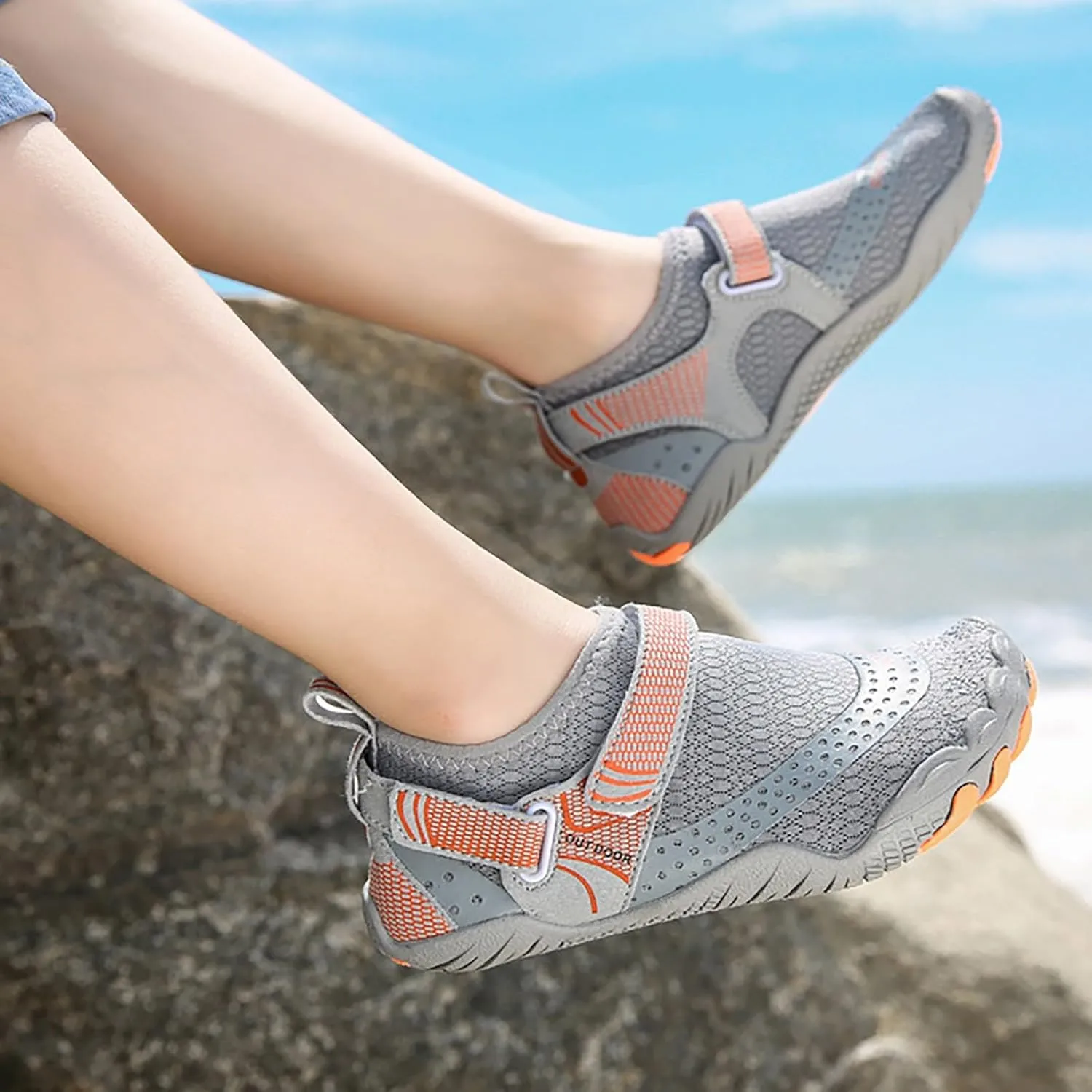 Mens Water Shoes Wide Width Non Slip Athletic Footwear Wide Toe Water Shoes Barefoot