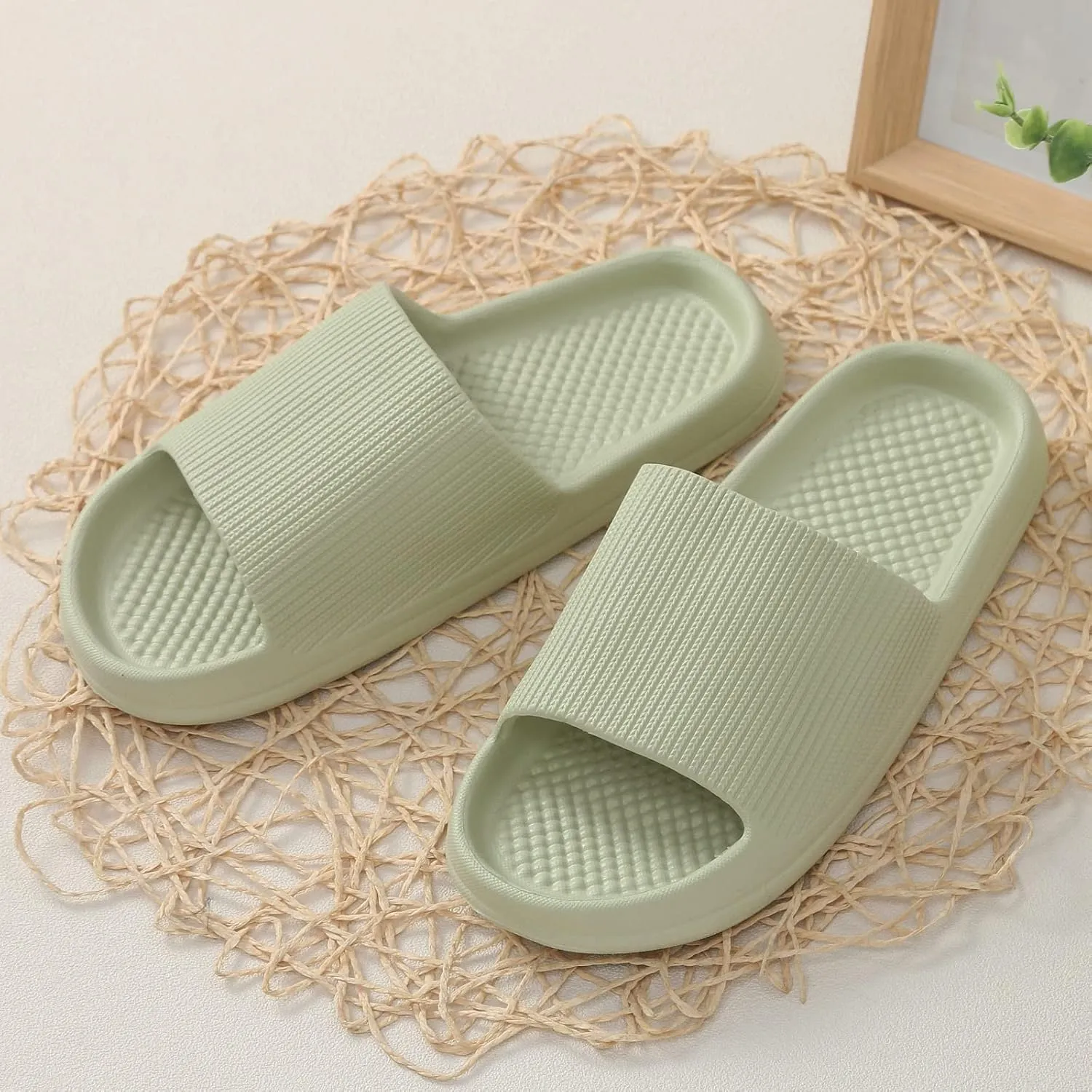 Shower Sandals Womens Slippers Sandals Indoor Slippers Cloud Slippers for Men Non Slip Quick Drying Shower Slides