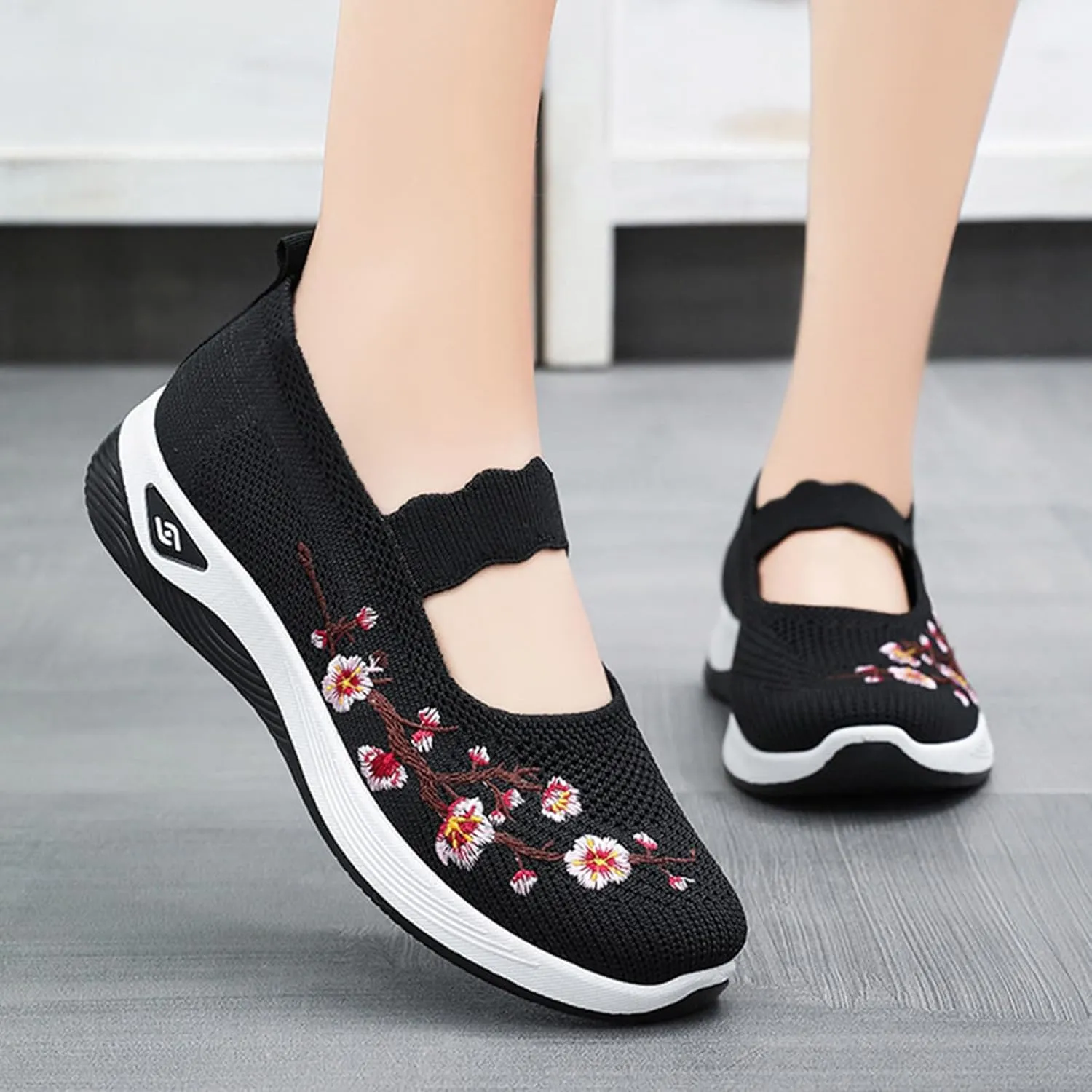 Women's Flower Embroidered Knitting Flat Loafers Casual Breathable Mesh Slip-On Orthopedic Shoes Lightweight Comfortable Soft Sole Walking Shoes with Arch Support