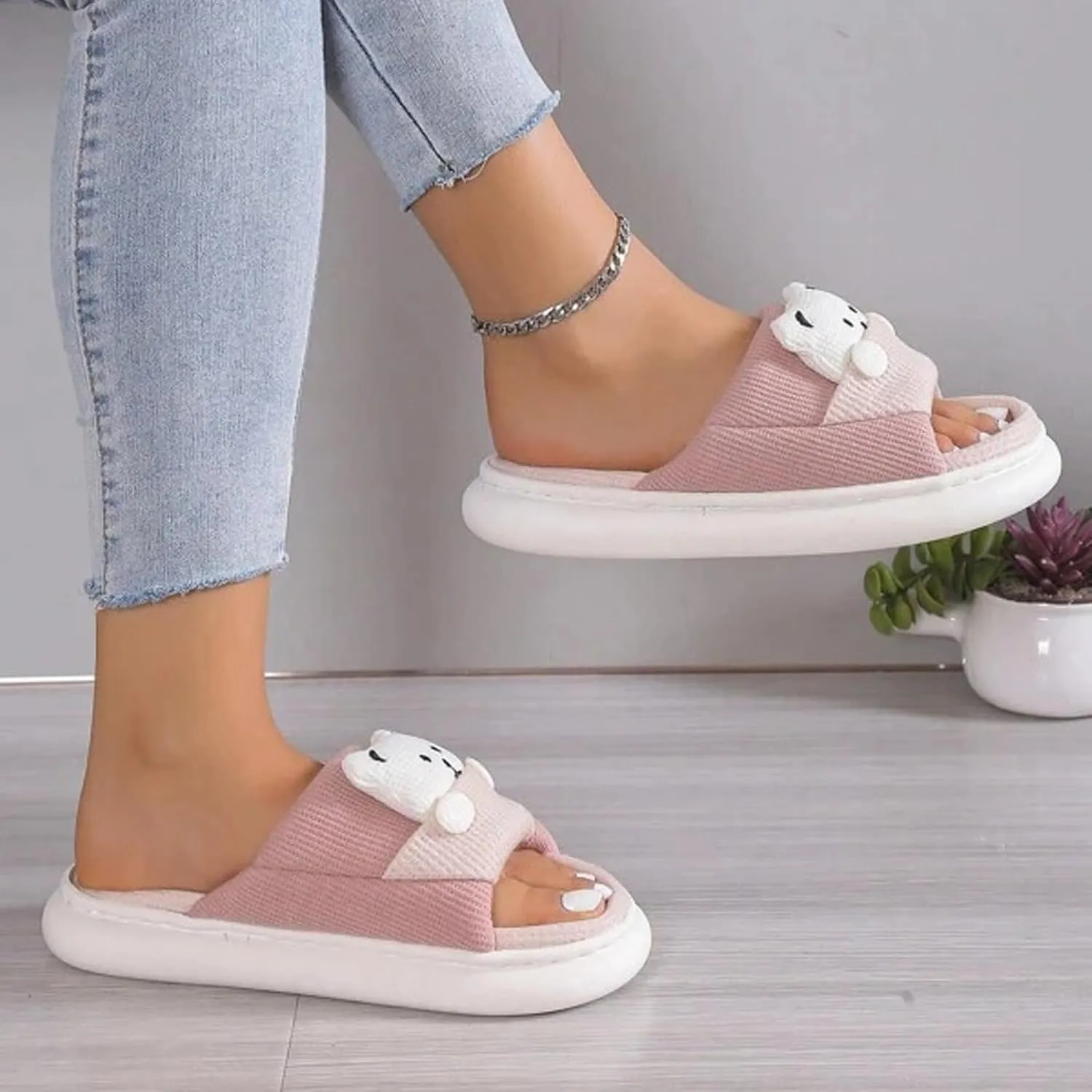 Women's Non Slip Slippers Quick Drying Shower Slide Non Slip Pool Slides Women's Cloud Slides